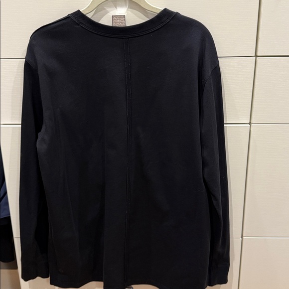 Lululemon Athletica Black Long Sleeve Shirt - Picture 3 of 3